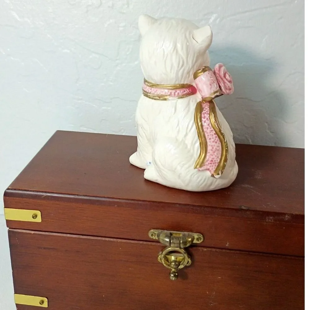 Ceramic Figurine Set White Persian Kittens adorned with pink ribbon collars~VTG~